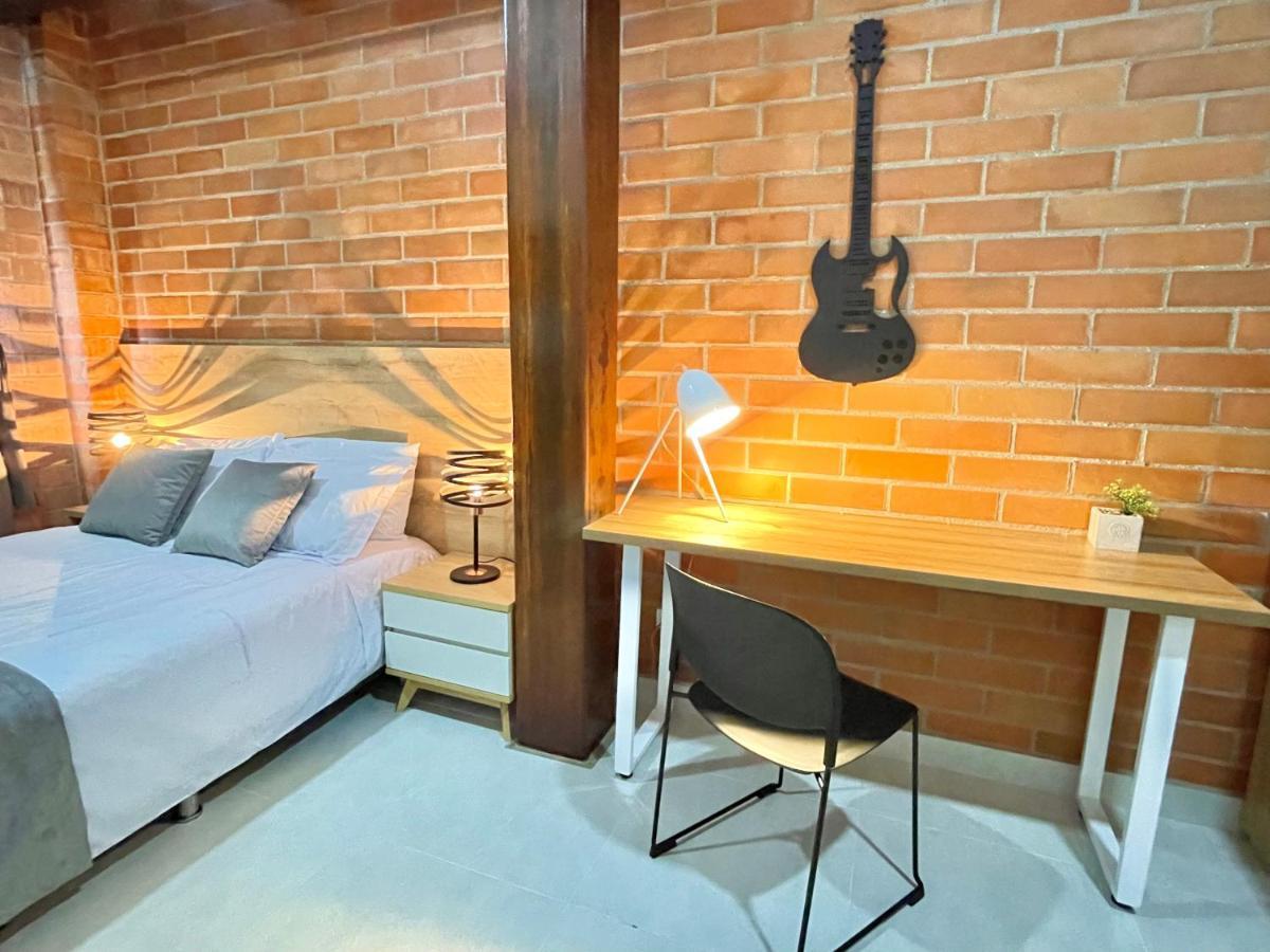 Apartamento En Laurels Medellín Exterior foto